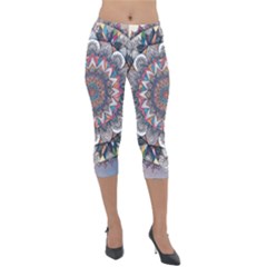 Pattern Nature Lightweight Velour Capri Leggings 