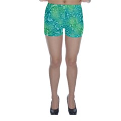 Retro Flower Pattern Design Batik Skinny Shorts