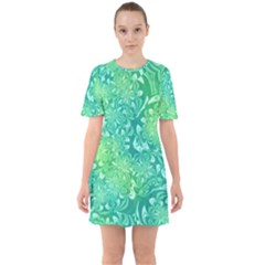 Retro Flower Pattern Design Batik Sixties Short Sleeve Mini Dress