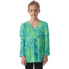 Retro Flower Pattern Design Batik Kids  V Neck Casual Top