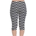 Black White Wave Pattern Wavy Water Seamless Velvet Capri Leggings  View2