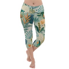 Leaves Pattern Flora Nature Lightweight Velour Capri Yoga Leggings