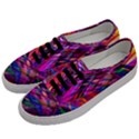 Wave Lines Pattern Abstract Men s Classic Low Top Sneakers View2