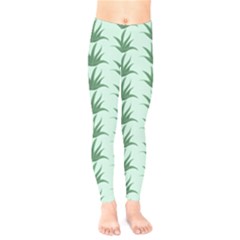 Aloe Plants Pattern Scrapbook Kids  Classic Winter Leggings