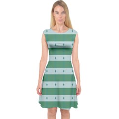 Pattern Triangle Capsleeve Midi Dress