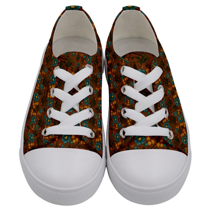 Blue Bloom Bouquet Kids  Low Top Canvas Sneakers