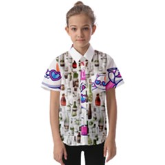 Bottle Chic Print Patterns Kids  Short Sleeve Shirt by BellaVistaTshirt02