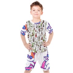 Bottle Chic Print Patterns Kids  T-shirt And Shorts Set by BellaVistaTshirt02