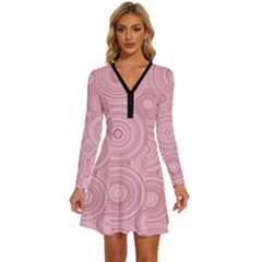 Pink Retro Texture With Circles, Retro Circles Background, Long Sleeve Deep V Mini Dress 