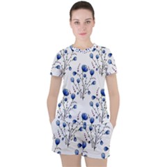 Flowers Seamless Pattern Victorian Women s T-shirt And Shorts Set