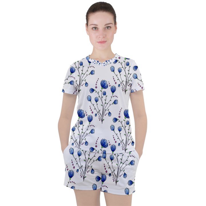 Flowers Seamless Pattern Victorian Women s T-Shirt and Shorts Set