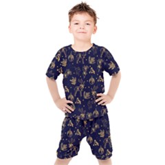 Christmas Pattern Gold December  Happy Holidays Merry Christmas Winter Family Festive Gold New Year Kids  T-shirt And Shorts Set by Maspions