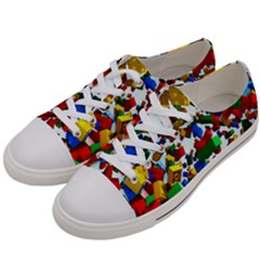 Falling Lego Bricks, Desenho Women s Low Top Canvas Sneakers by kyorashop23