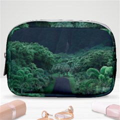 Jungle Road Hawaii Asphalt Mountains Green Make Up Pouch (small) by Bedest