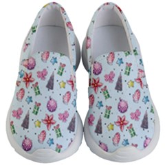 Christmas Decorations Pattern, Xmas Backgrounds Kids Lightweight Slip Ons by kyorashop23