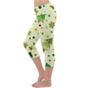 Christmas Pattern Background Seamless Capri Yoga Leggings View2