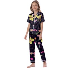 Foliage Pattern, Adorable Beautiful Kids  Satin Short Sleeve Pajamas Set