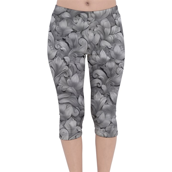 Silver Blossom Elegance Print (AI+Human) Velvet Capri Leggings 