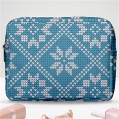 Blue Winter Knitted Texture, Blue Winter Background, Knitted Texture Make Up Pouch (large) by kyorashop23