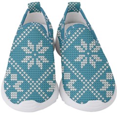 Blue Winter Knitted Texture, Blue Winter Background, Knitted Texture Kids  Slip On Sneakers by kyorashop23