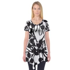 A Black And White Picture Of A Bunch Of Flowers Short Sleeve Tunic  by catchydesignhill