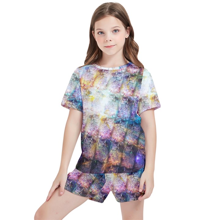 Cosmic Owls Pattern Kids  T-Shirt And Sports Shorts Set