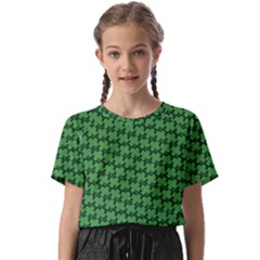 St  Patrick s Day Clovers Kids  Basic T-shirt