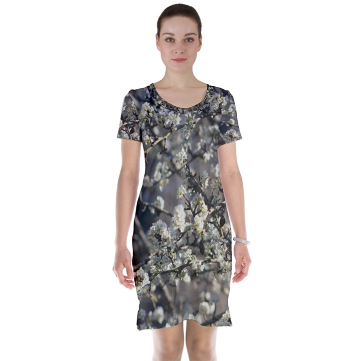 Pear Tree in Full Bloom Short Sleeve Nightdress