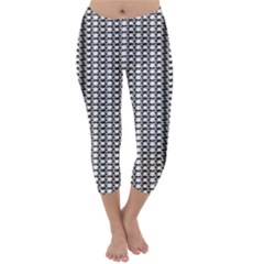 A Black And White Photo Of A Pattern Capri Winter Leggings 