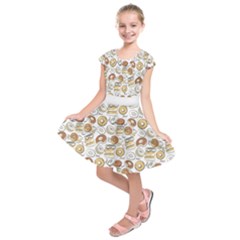 Colorful Donut Pattern Kids  Short Sleeve Dress by CoolDesigns