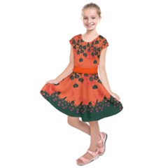 Pumpkin Faces Black Halloween Bats Kids  Short Sleeve Dress by CoolDesigns