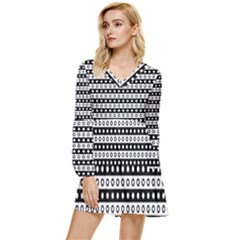 Black And White Circles Pattern Tiered Long Sleeve Mini Dress