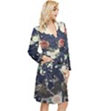 Japanese Wave Koi Illustration Pattern Long Sleeve Velvet Robe View3