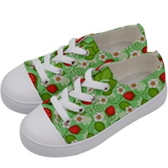 Strawberries Pattern Seamless Kids  Low Top Canvas Sneakers by Posterlux