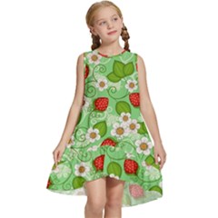 Strawberries Pattern Seamless Kids  Frill Swing Dress