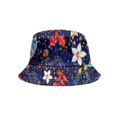 Festive Floral Pattern Christmas Blue Floral Flower Foliage Leaves Pattern Red Snow Winter Inside Out Bucket Hat (kids)