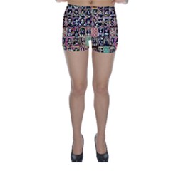 Spanish Gothic Girls Pattern Skinny Shorts