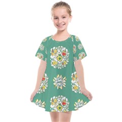 Retro 1960s Flowers Pattern 2 Kids  Smock Dress