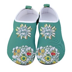 Retro 1960s Flowers Pattern 2 Men s Sock-style Water Shoes by violetheavensky