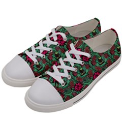 Retro 1880s Flowers Pattern 3 Men s Low Top Canvas Sneakers by violetheavensky