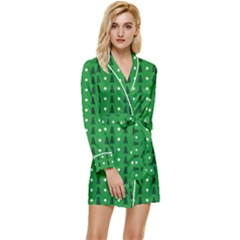 Green Christmas Tree Pattern Background Long Sleeve Satin Robe