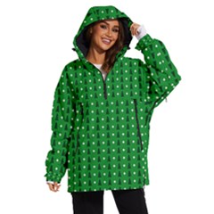 Green Christmas Tree Pattern Background Women s Ski And Snowboard Waterproof Breathable Jacket