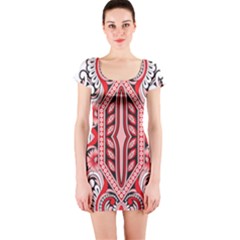 A Design Of A Red And White Pattern Short Sleeve Bodycon Dress