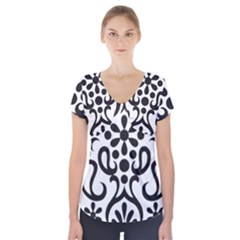 A Black And White Image Of An Ornate Design Short Sleeve Front Detail Top