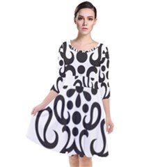 A Black And White Image Of An Ornate Design Quarter Sleeve Waist Band Dress