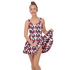 A Red And Black Zigzag Pattern On A White Background Inside Out Casual Dress