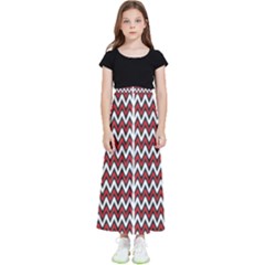 A Red And Black Zigzag Pattern On A White Background Kids  Flared Maxi Skirt