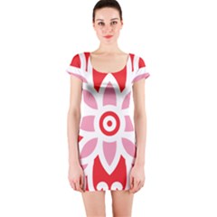 A Red And White Pattern With A Flower On It Short Sleeve Bodycon Dress