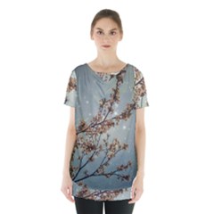 Dreamy Nature Motif Skirt Hem Sports Top