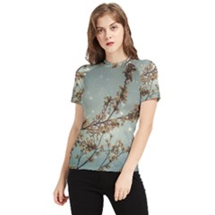 Dreamy Nature Motif Women s Short Sleeve Rash Guard